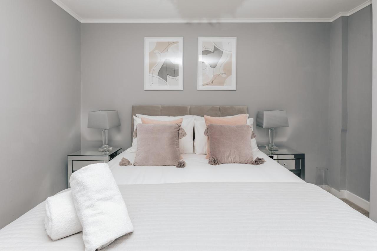 The Mulberry Villa Henley-on-Thames Dış mekan fotoğraf