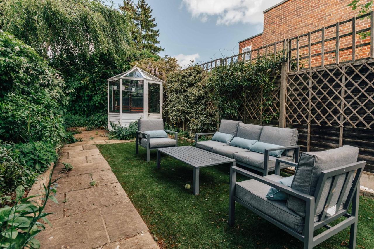 The Mulberry Villa Henley-on-Thames Dış mekan fotoğraf